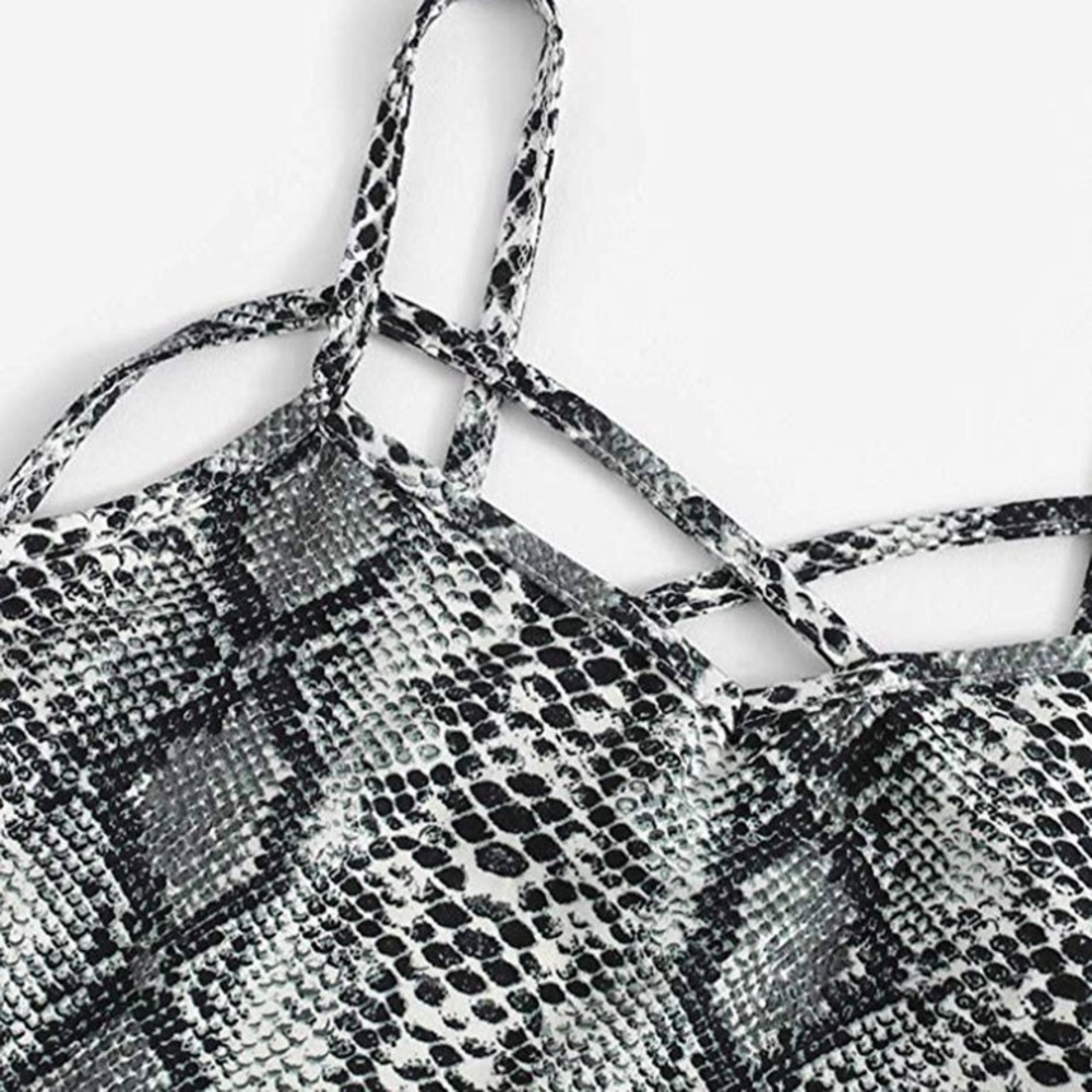 Snake Skin Crop Top - Picture 3 of 5